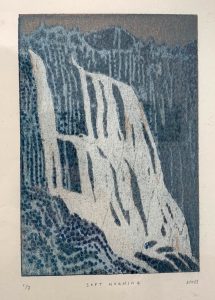 Print in blue and white of a waterfall