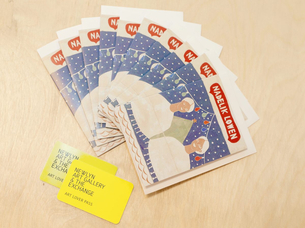 Christmas Gift - Art Lover Gallery Tickets. 10 tickets displayed with 10 free Christmas Cards